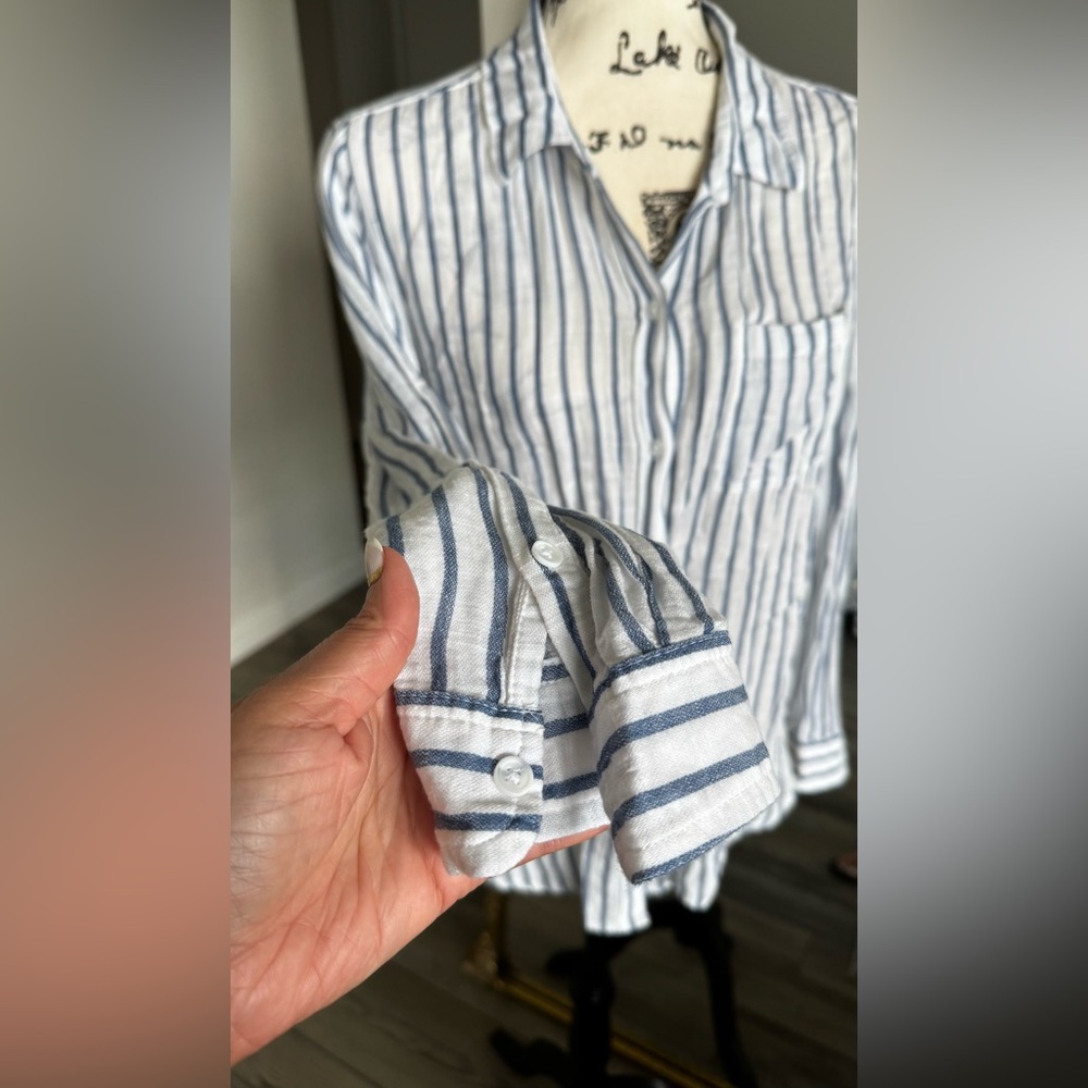 Lucky Brand Women's Shirt Button Up Blue White Striped Size M - Picture 4 of 9